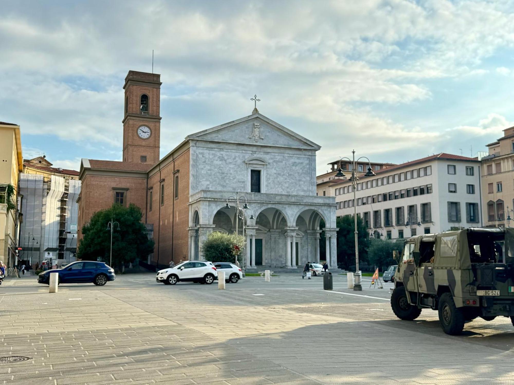 Affittacamere The Shuttle Livorno Zewnętrze zdjęcie